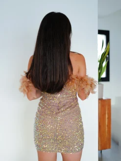 Vestido mini plumas glitter beige