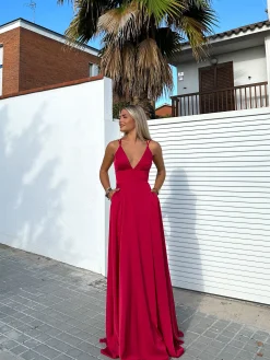 Vestido raso entrelazado vino
