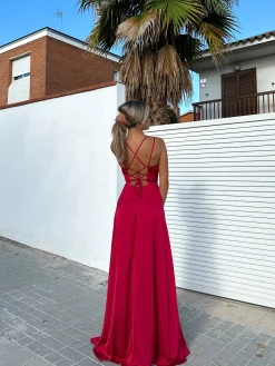 Vestido raso entrelazado vino
