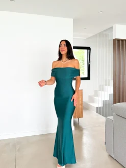 Vestido satin bardot espalda petróleo