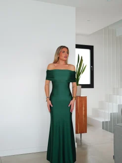 Vestido satin bardot espalda botella