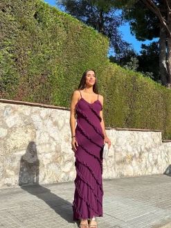 Vestido volantes crepe berenjena