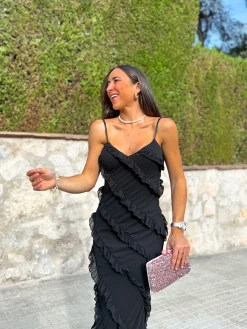Vestido volantes crepe negro